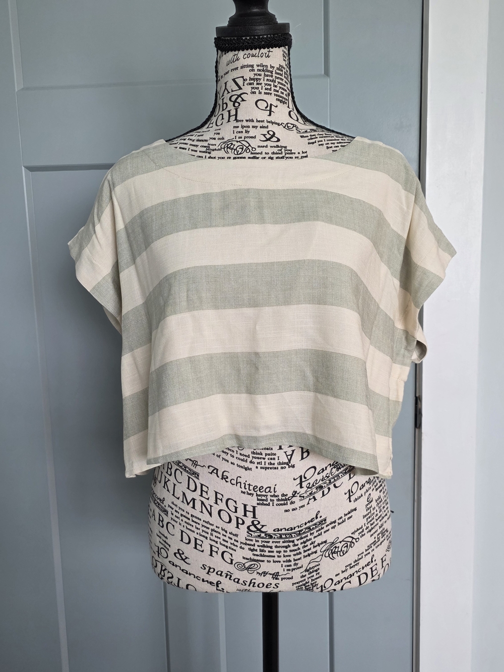 Blu Pepper Striped Crop Top Size L Sage Green Cream Boxy Boat Neck Blouse